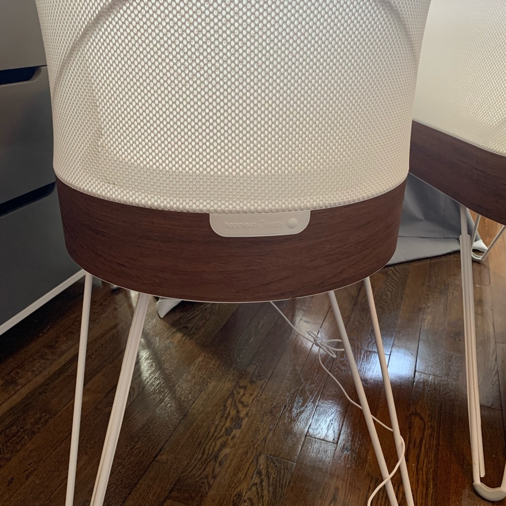 Happiest Baby Snoo Smart Sleeper Bassinet - Picture 5 of 5